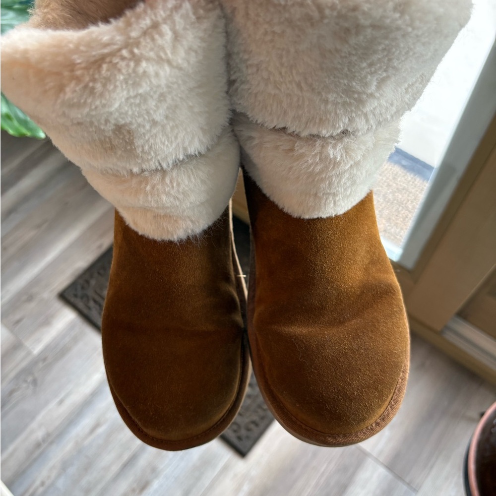 Koolaburra Brown and Cream Ankle Boots